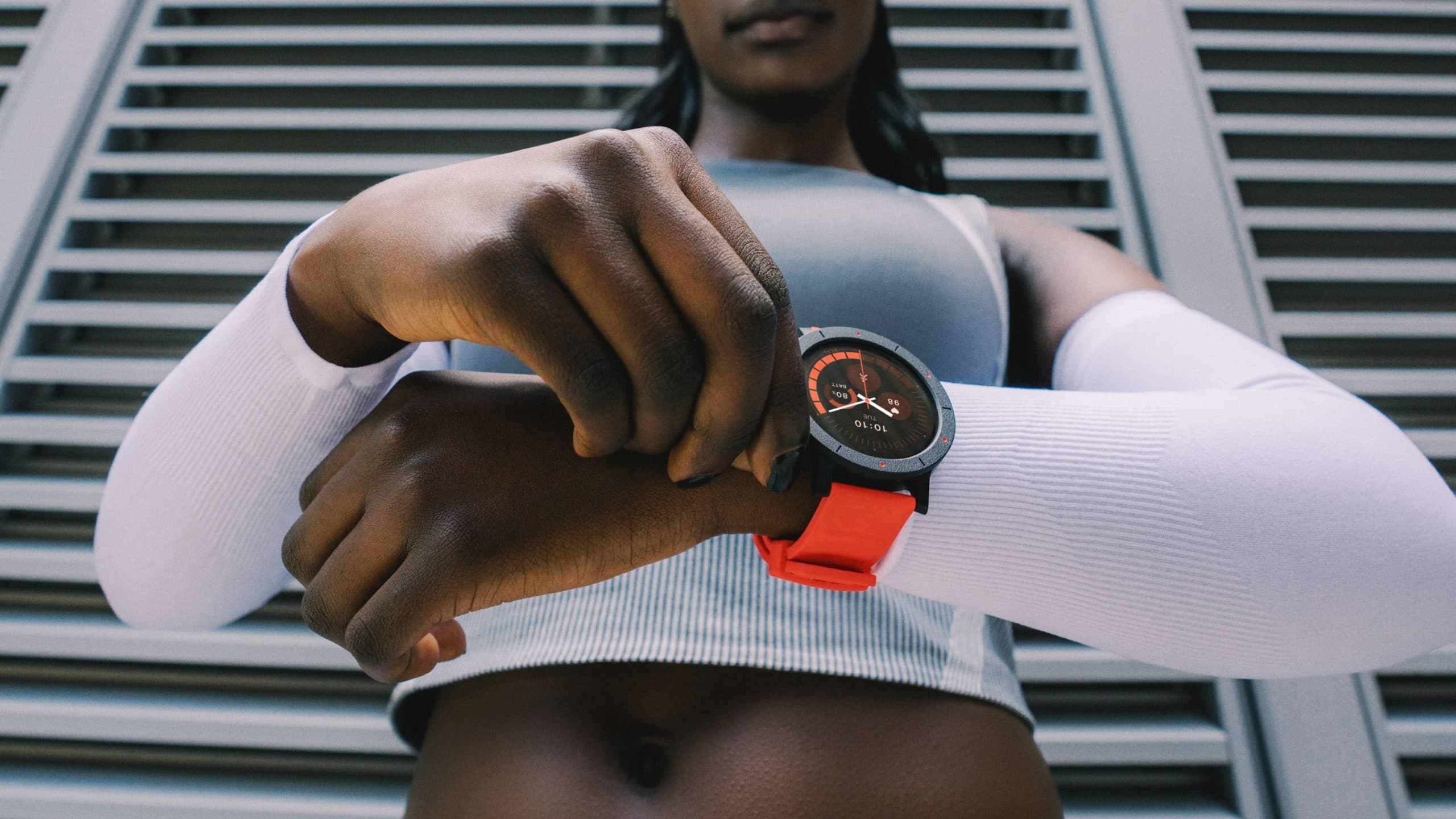 CMF Watch 3 Pro: Lo nuevo de Nothing ya no es tan barato, pero tiene una pantalla más grande y ChatGPT integrado
